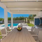 Pergola Villa *