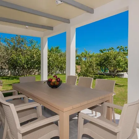 Pergola Villa *