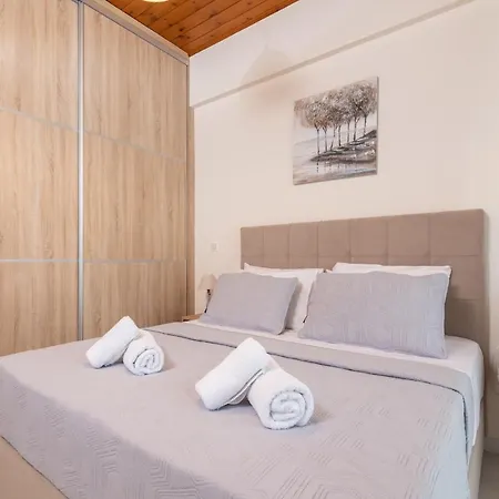 Pergola * Παντοκράτωρ