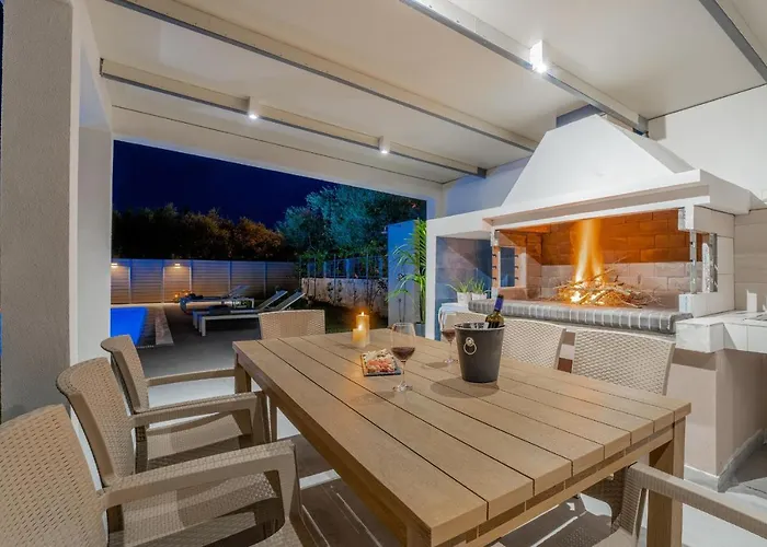 Pergola Villa *