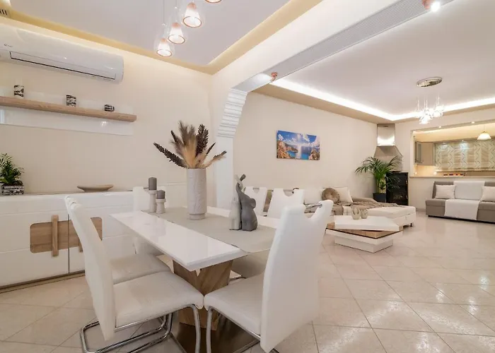 Pergola Villa *